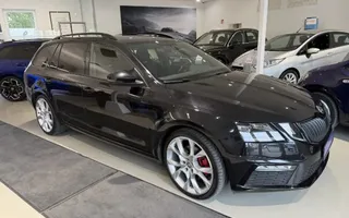 Skoda Octavia 2.0 TDI DPF RS Top gepflegt Reduziert !