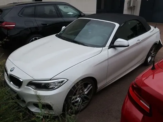 BMW 220
